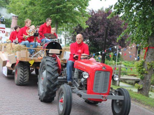 Optocht Dorpsfeest 2013